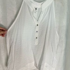 Collared blouse crop button up- white